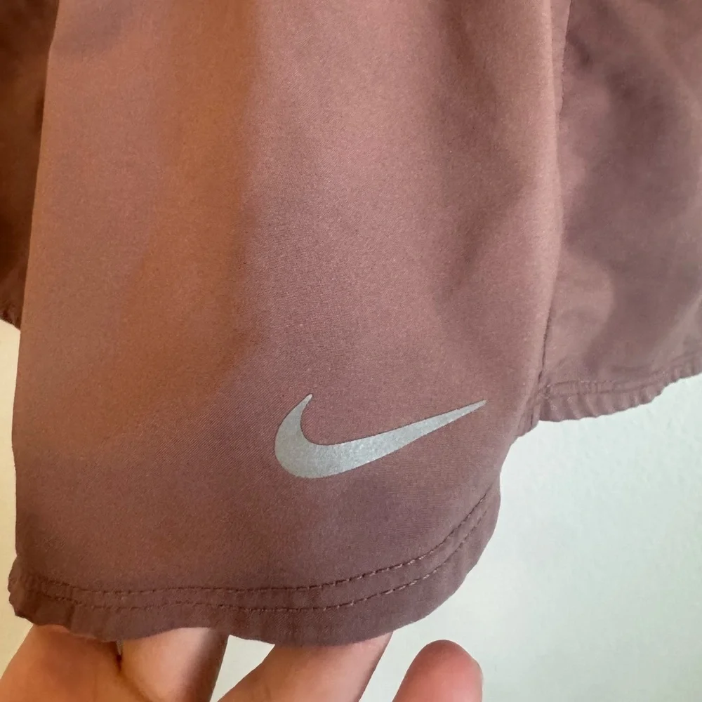 Nike Mauve Shorts - Picture 2 of 7